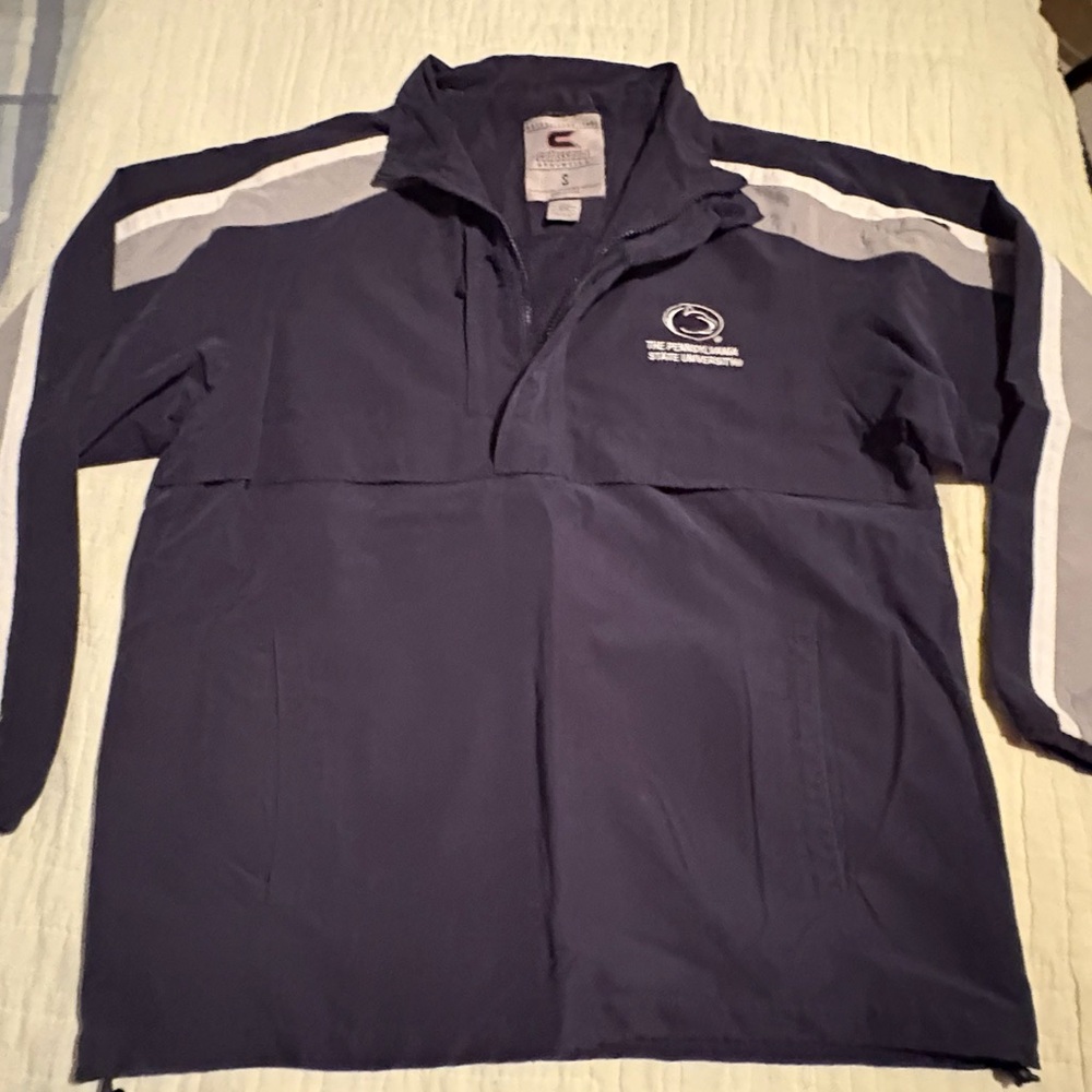 Colosseum Athletic Penn State Men's Small (Fits Small or Medium) Windbreaker